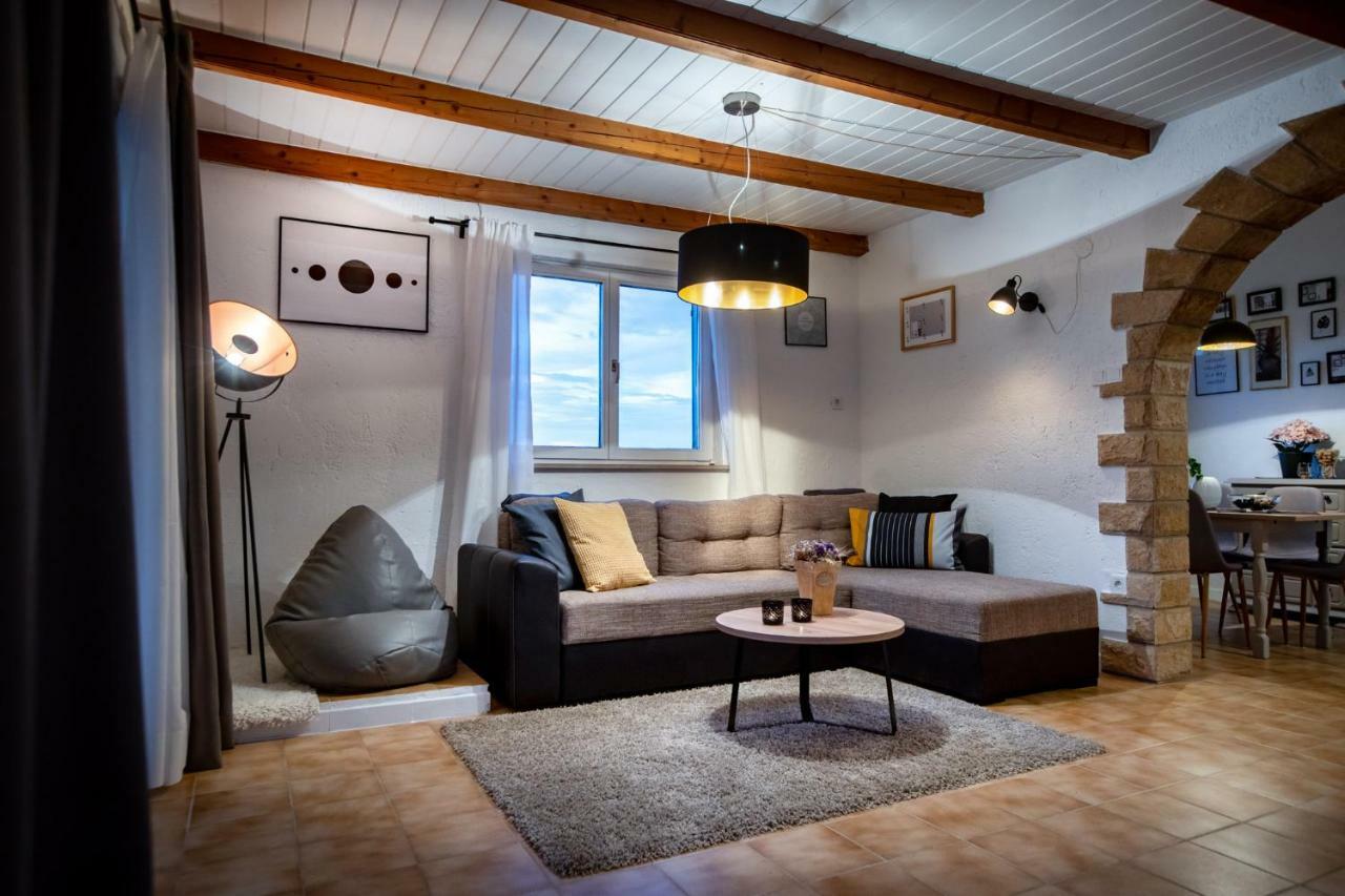 Beach Suite Nina Supetarska Draga Eksteriør billede